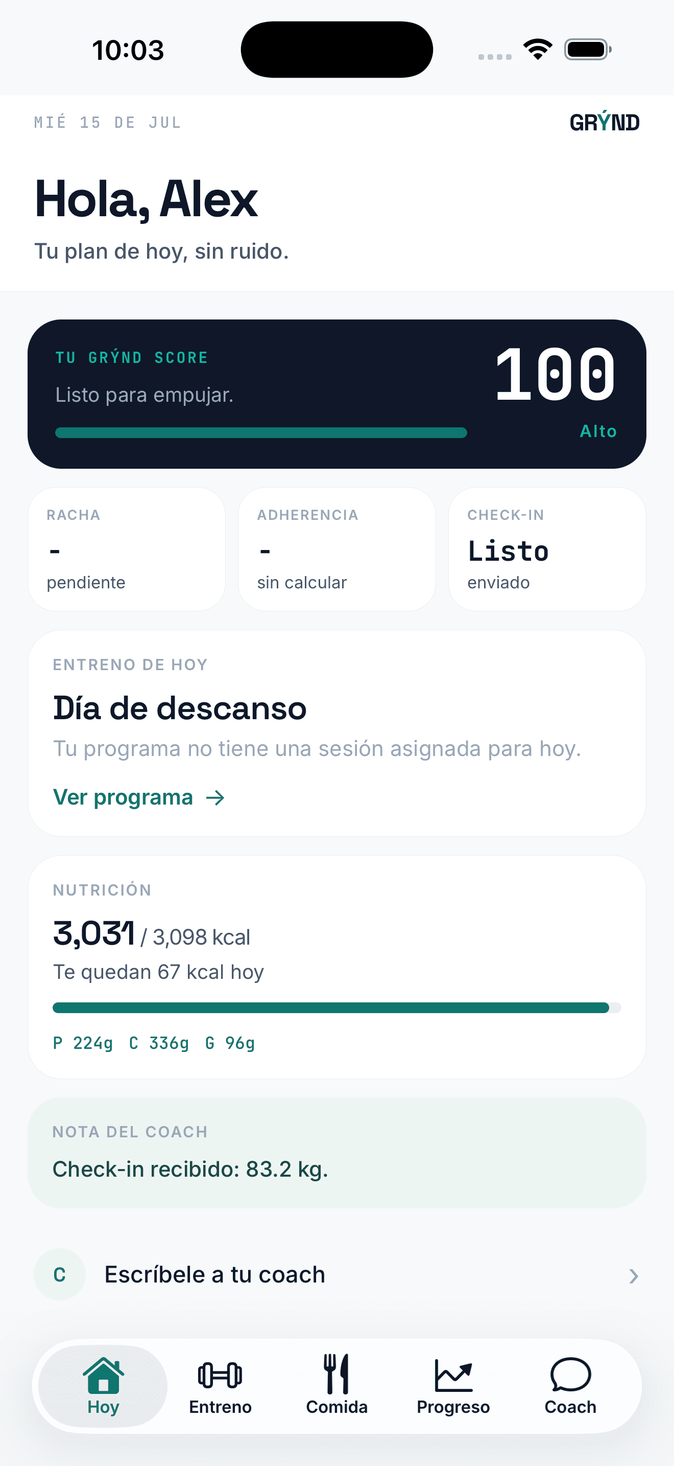Pantalla Hoy de la app nativa GRÝND para iOS con score, entrenamiento, nutrición y acceso al coach